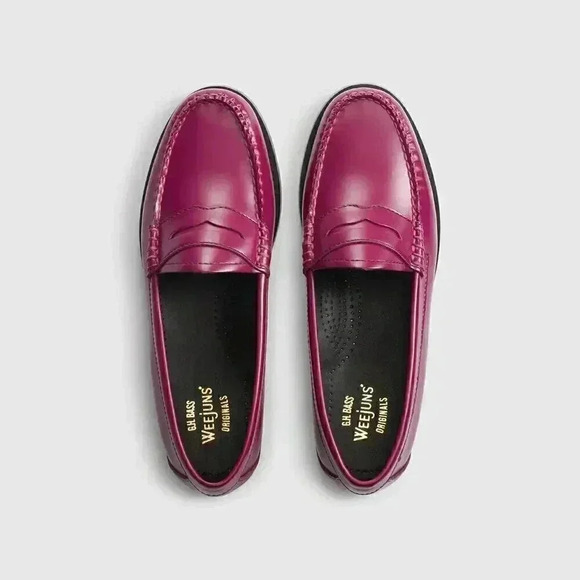 G.H. Bass Whitney Weejuns Loafer - Picture 2 of 5